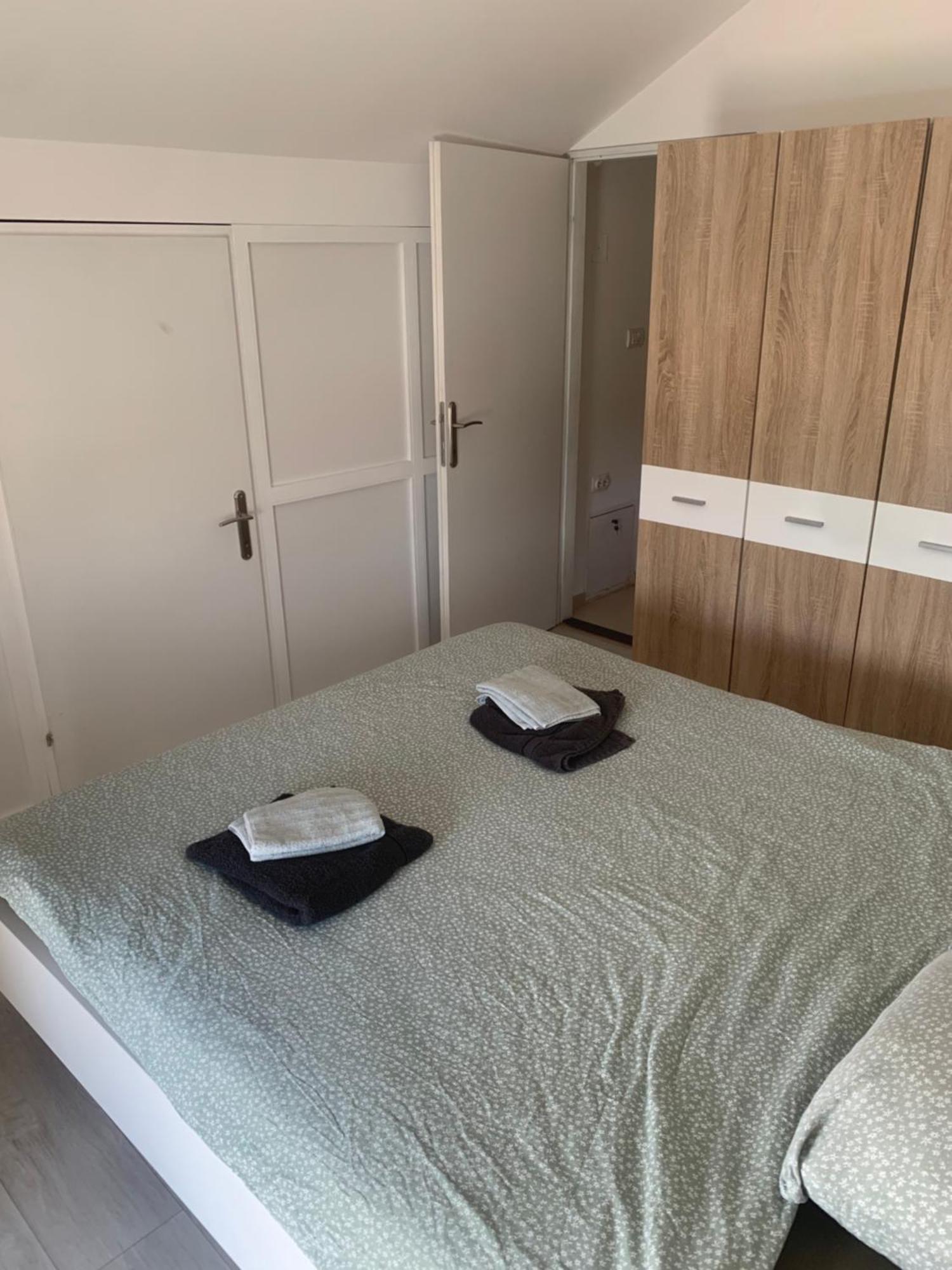 Mika'S Poolhouse Villa Belgrád Kültér fotó
